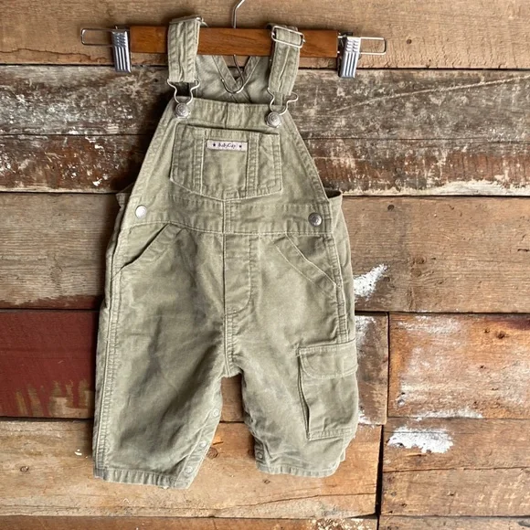 Baby Gap 100% cotton velvet soft overalls 6-12 months